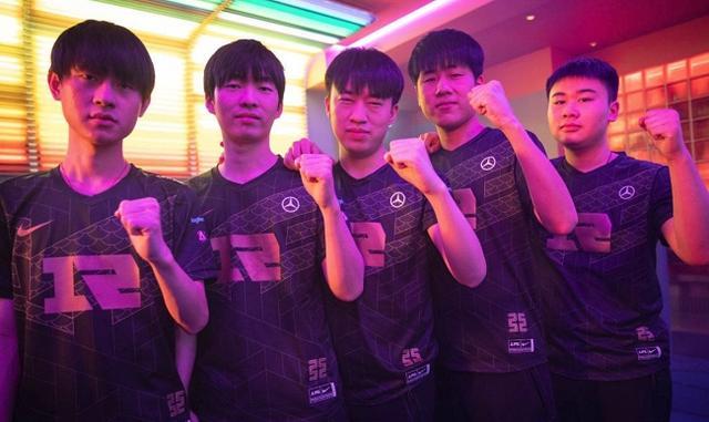 发展奠定了 发展奠定了