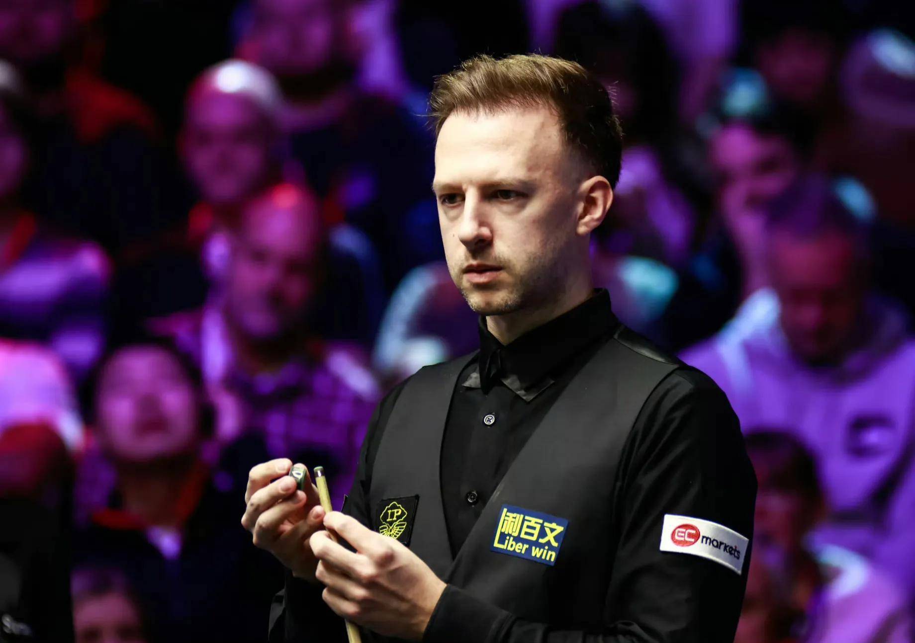 他是在身体 他是在身体