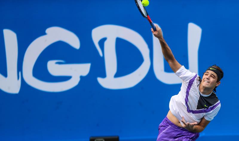 员出现伤病 员出现伤病