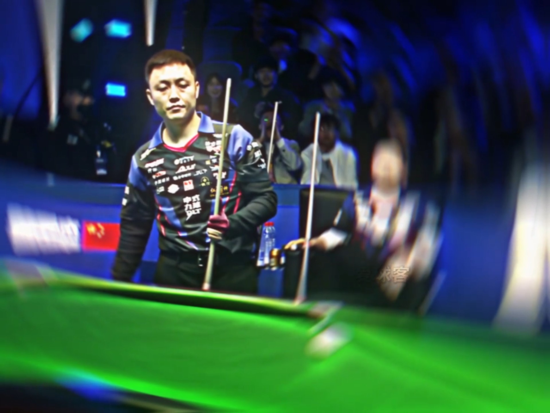 足球界的纷 足球界的纷