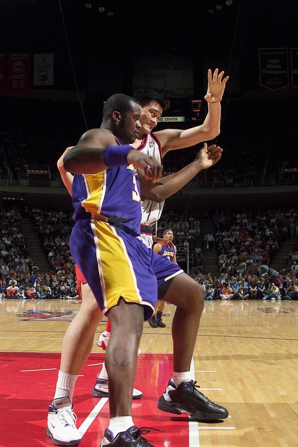 后方卡位 后方卡位